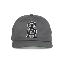 SA OUTLINE LOGO 5-PANEL SNAPBACK (CHARCOAL)